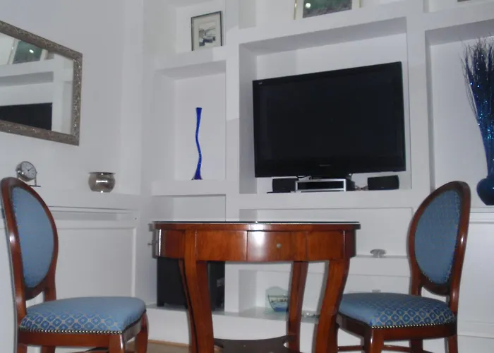 Vulin Πανσιόν Πούλα