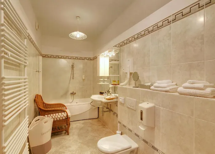 Vulin Πανσιόν 4*