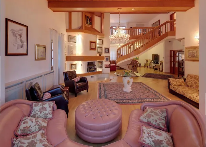 Πανσιόν Vulin 4*