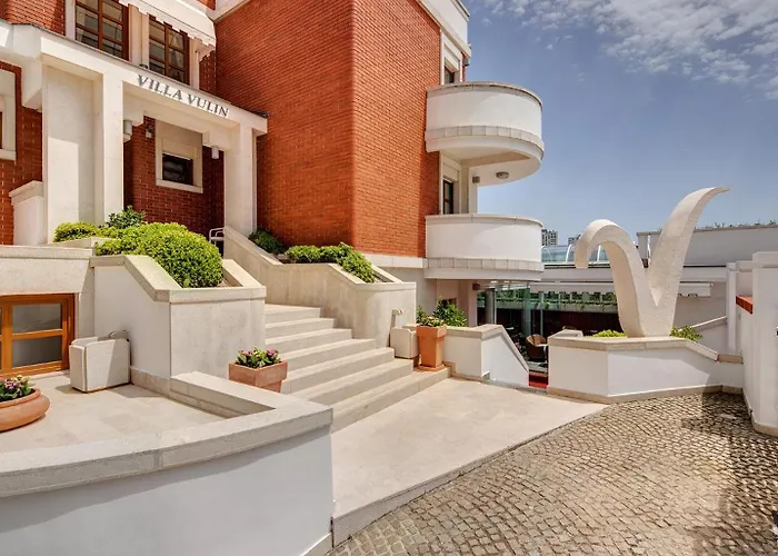 Vulin Πανσιόν Πούλα