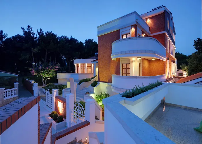 Vulin Πανσιόν